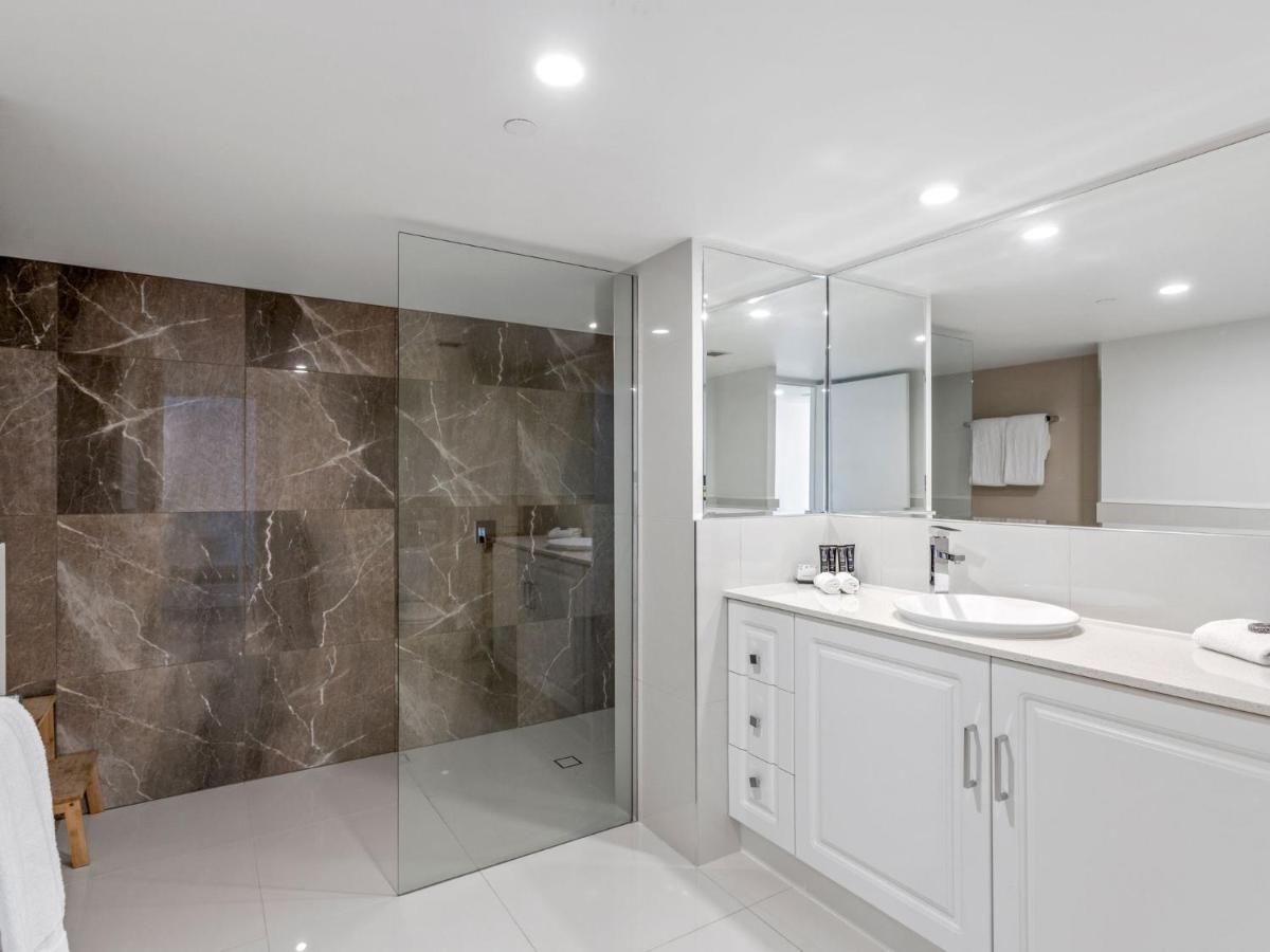 Crown Towers Superior 3 Bedroom Apartment - Coasthm Gold Coast Eksteriør billede